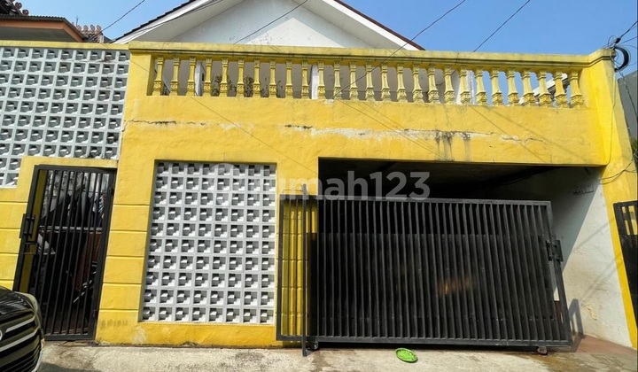 Jual Rumah Cocok Untuk Kost di Perum Jurangmangu Dekat Bintaro 2