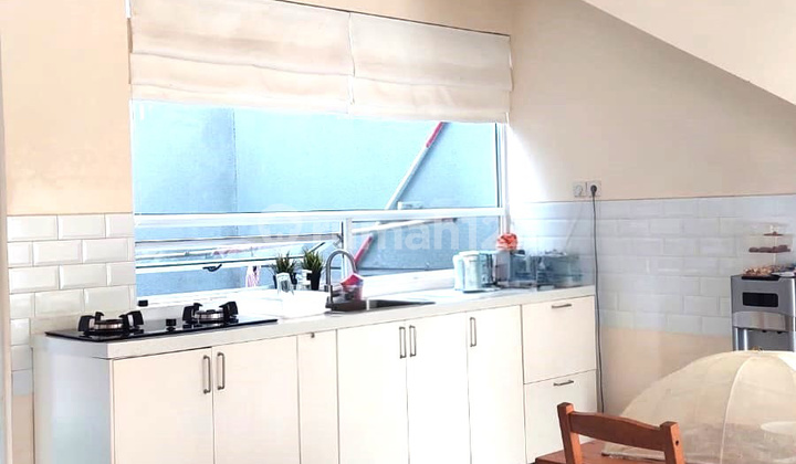 Discovery Bintaro 9, New House with a Backyard. 2