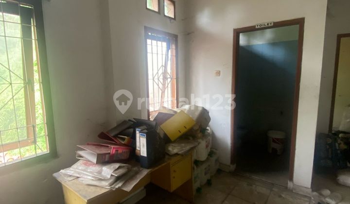 2-Storey Row Shop in Strategic Location Next to Wr Supratman Road, Ciputat 2