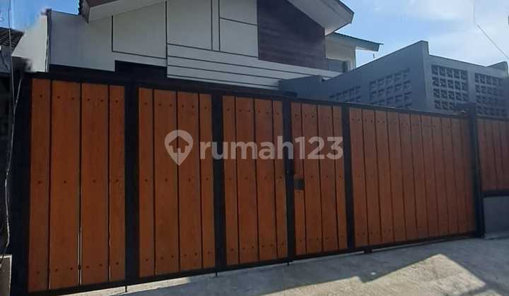 New Renovated House in Bukit Nusa Indah Serua