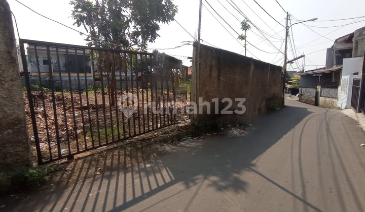 Selling Strategic Land in Bintaro Adjacent to South Jakarta