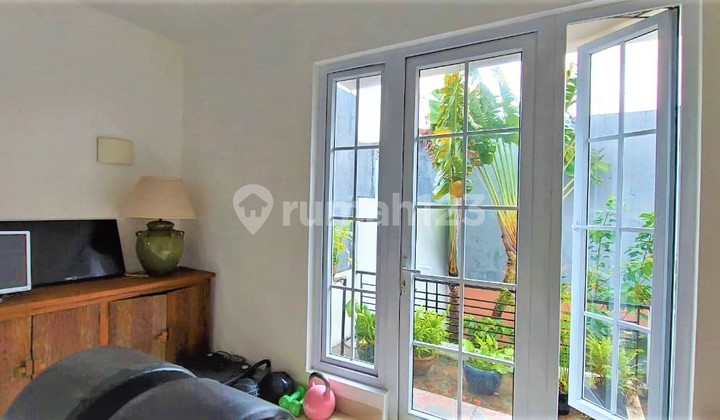 Hot Sale Rumah Kawasan Elit Bintaro Sektor 9, Nego  2