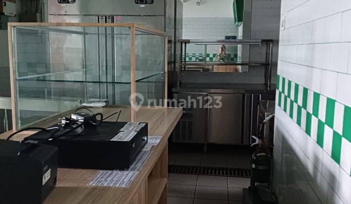 kan Ruang Usaha Untu Kafe resto Lokasi Premium Gunawarman 4