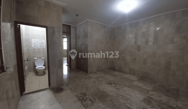 Ruang Usaha Untuk Kantor Murah Mewah Strategis di Tebet 7