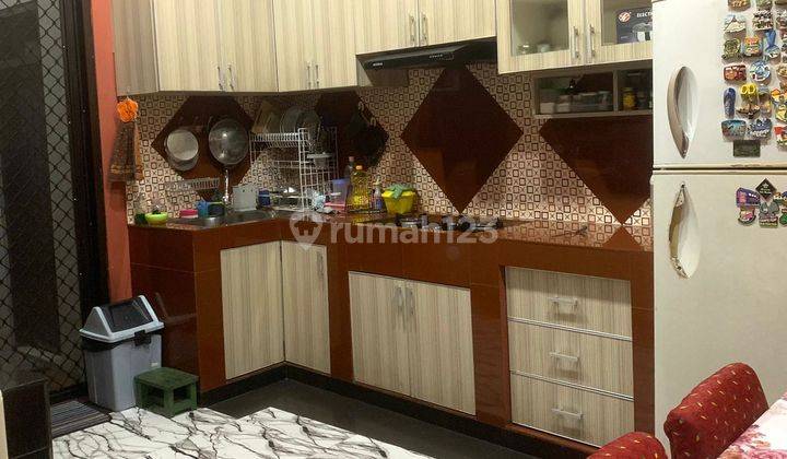 Rumah Kos Terawat 10 Kamar Sudah Berjalan di Cikini 2