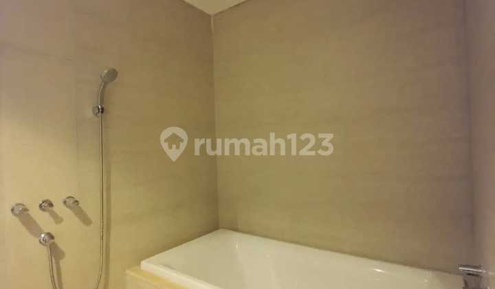 Jual Cepat Rugi Apartemen Mewah Semi Furnished. Nego Sampai Deal 11