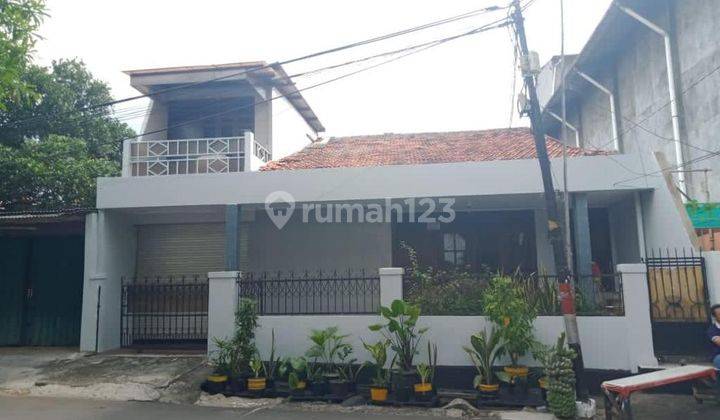 Rumah Bagus 4 Kamar Unfurnished di Kedoya, Jakarta Barat 1