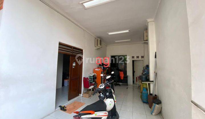 Rumah 2 Lantai Bagus Unfurnished SHM di Bintaro, Jakarta Selatan 2