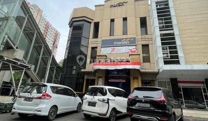Ruko 8 Unit Gandeng di Boulevard Raya, Jakarta Utara Bagus