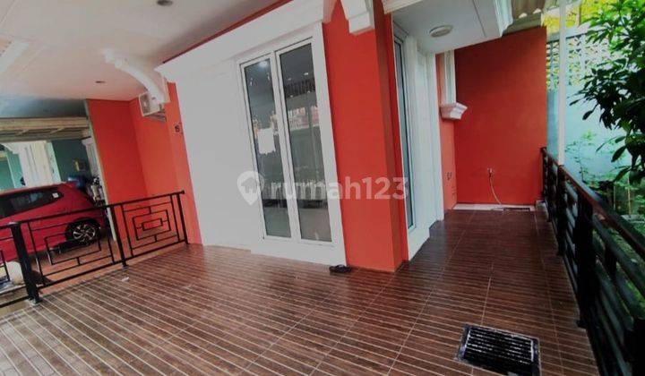 Rumah 3 Lantai Bagus Furnished di Cluster Omaha Village, Tangerang 2