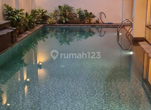 Rumah Mewah Pondok Indah 2 Lantai Semi Furnished Swimming Pool Harga Jual Cepat  2