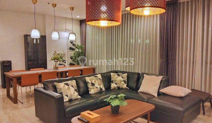 Sewa Jual Apartement Izzara Apartement 3 BR Furnished Bagus 1