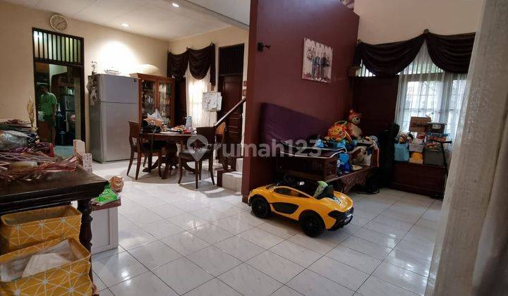 Jual Cepat Rumah Siyap Huni 2 Lantai di Sektor 4 Bintaro Jata, Bebas Banjir  1