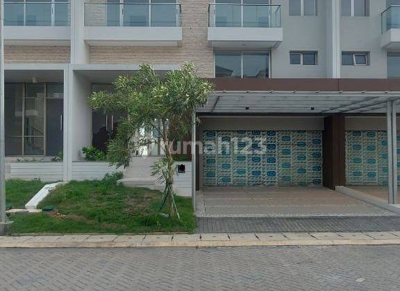 Dijual Murah Rumah Manhattan Pik2 Uk 8x25 2,5lt Harga 7,5m Nego  2