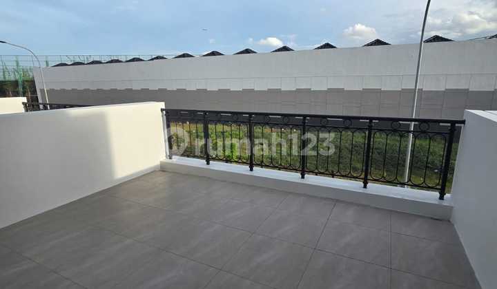 Dijual Rumah Pik 2 Cluster Bukit Nirmala Uk 4.5X10 2 Lantai Brand New Balkon Besar