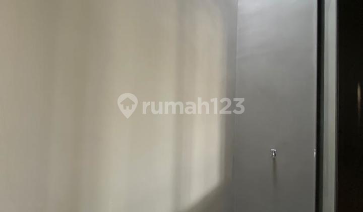 DISEWAKAN MURAH RUMAH MILENIAL PIK 2 KOSONGAN UK 4,5X10 HANYA 28 JUTA/THN 2