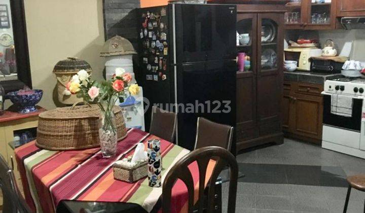 Rumah Bagus Semi Furnished di Taman Bumi Prima 2