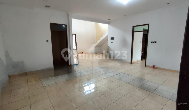 Rumah Lux Asri Bandung Utara di Komplek Setra Duta 2