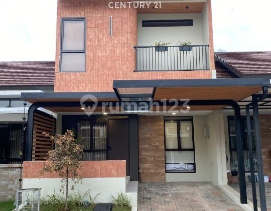 Rumah Classic Full Furnished di Kota Baru Parahyangan