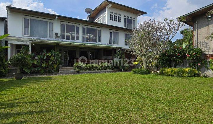 Dijual Rumah Lux Asri di jl Padaasih , Bandung Kota 1