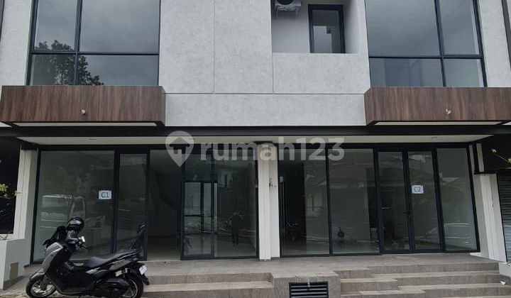 Ruko Strategis 3 Lantai di Main Road Setra Duta