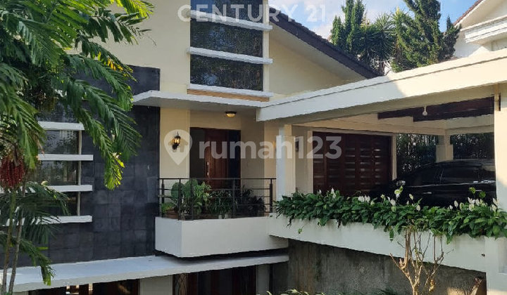 Luxury House with Mezzanine Model, Good Circulation in Dago Pakar Luxury House with Mezzanine Model, Good Circulation in Dago Pakar