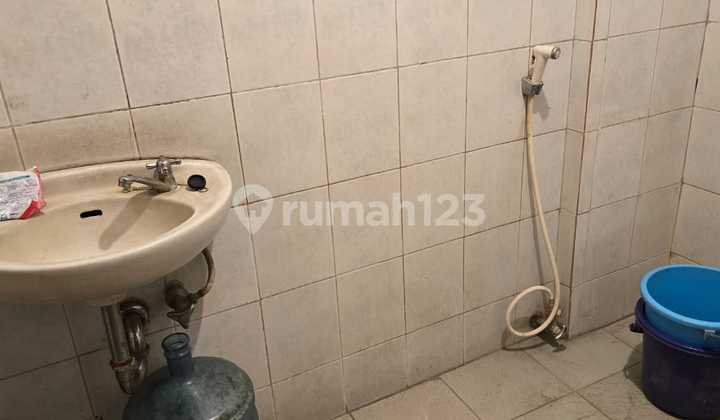 For Sale: Strategic 3-Story Shop House at Paskal 23, Bandung City 2