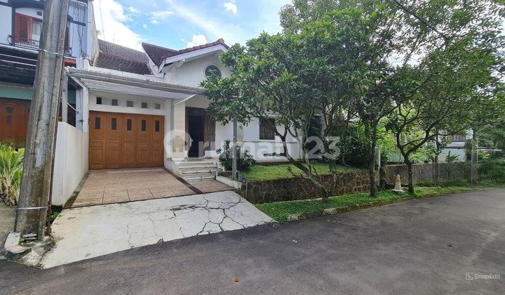 Turun Harga Rumah Minimalis Terawat di Parahyangan Rumah Villa