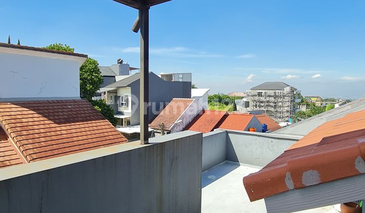 Rumah Minimalis Baru di Komplek Bumi Sariwangi 2