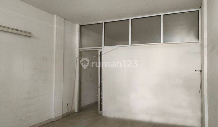 Dijual ruko 2.5 lt lokasi perdagangan mainroad ciateul  2