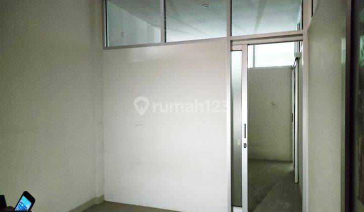 Dijual ruko 2.5 lt lokasi perdagangan mainroad ciateul  2