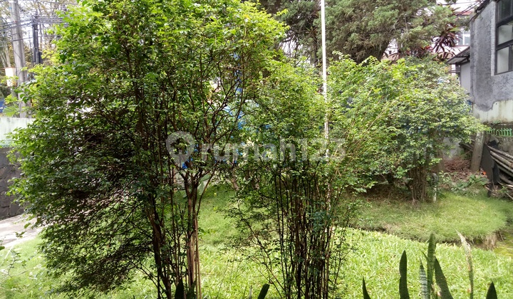 Rumah dijual hanya hitung tanah mainroad burangrang 10