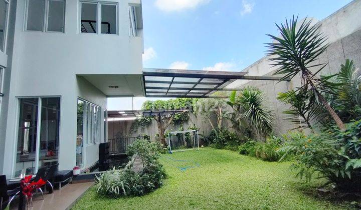 Rumah cantik besar dgn cuaca sejuk di setiabudi regency 1