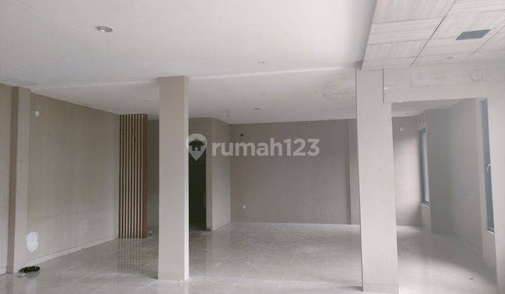 Ruko rendeng lokasi sgt strategis di batununggal indah 5
