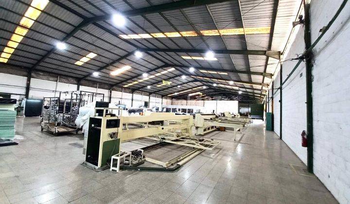 Pabrik, Gudang & Showroom di Lokasi Strategis Terusan Kopo 1