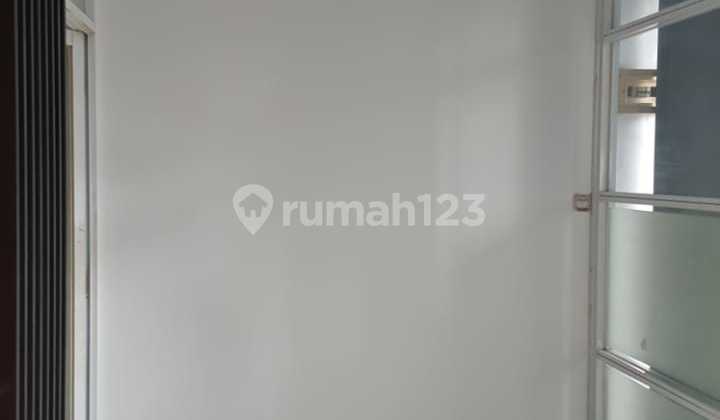 For Rent: Newly Renovated Shop House in Batununggal Indah