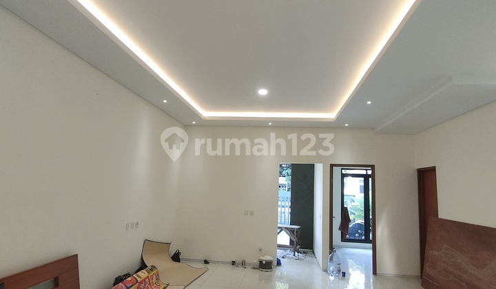 Rumah Baru 2 Lantai Di Sayap Turangga 2