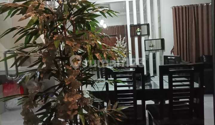 Beautiful House in the Metal Area Complex, Margacinta. 2