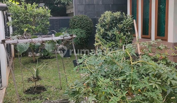 Rumah Luas Terawat Dlm.cluster Elite Di Batununggal 2