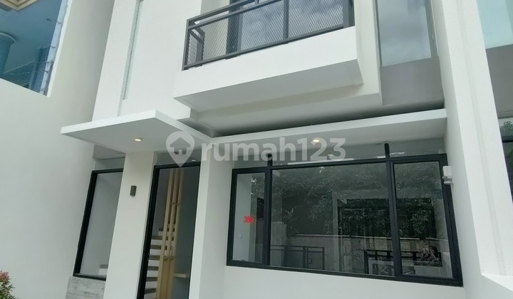 Minimalist 2-Story Quiet New House in Leuwipanjang 2