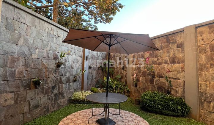 Rumah Terawat Daerah Dago Dgn Furnish Dan Taman Di Blk Rumah Terawat Daerah Dago Dgn Furnish Dan Taman Di Blk