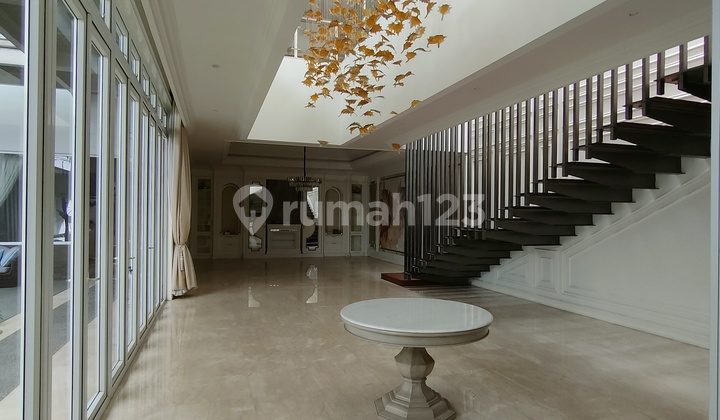 Sultan House in Elite Batununggal Cluster