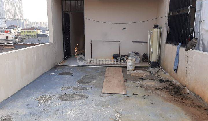 Di Jual Pabrik 4 Ruko 9