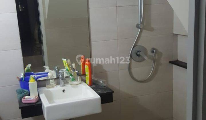 Rumah disewakan  3