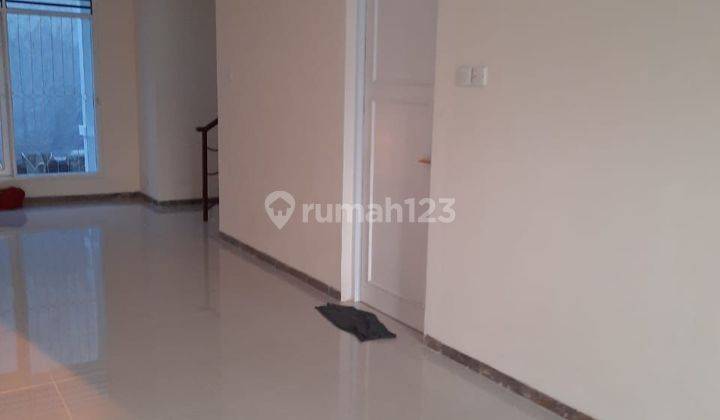 Rumah disewakan  4