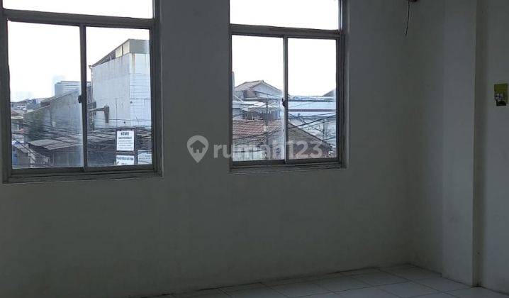 Ruko gandeng  disewakan  5