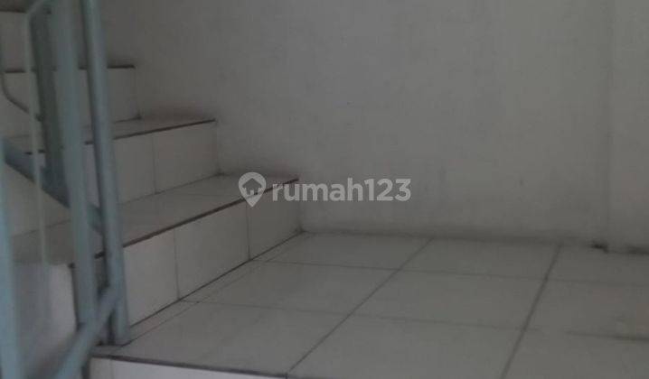 Ruko gandeng  disewakan  12