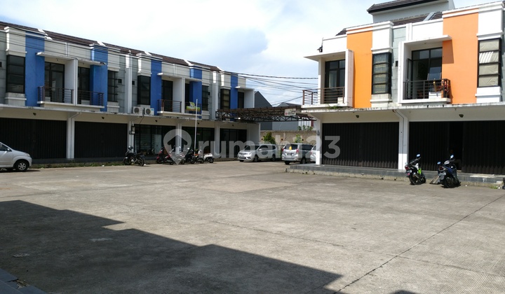 Ruko di Taman Kopo Katapang, Bandung Butuh Renovasi 5