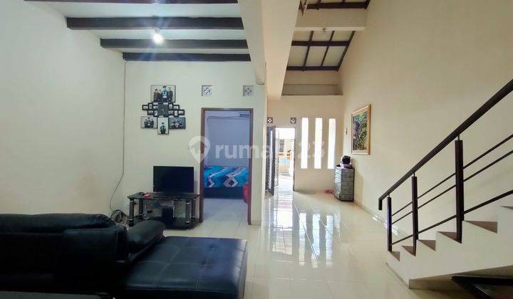 Rumah Bagus Unfurnished SHM di Satria Raya, Bandung 3