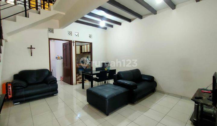 Rumah Bagus Unfurnished SHM di Satria Raya, Bandung 5